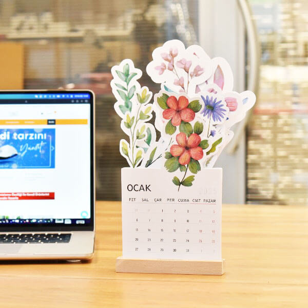 Kişiye Özel Masa Takvimi Özel Kesim görsel