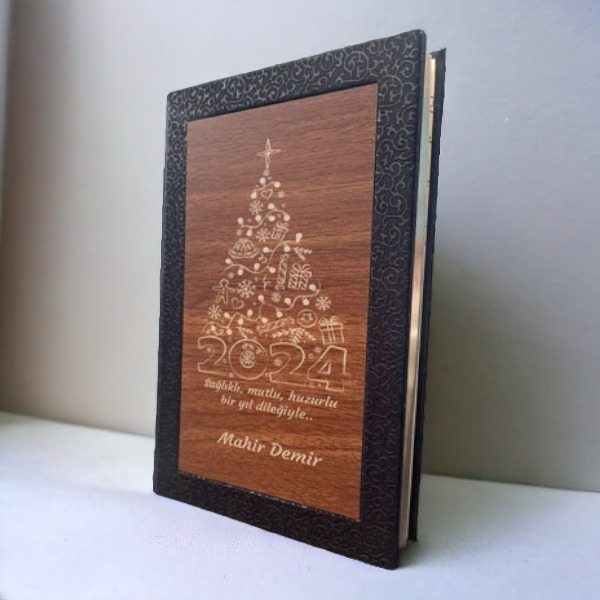 İsim Ve Logo Baskılı Lazer Kazıma 2024 Ajanda