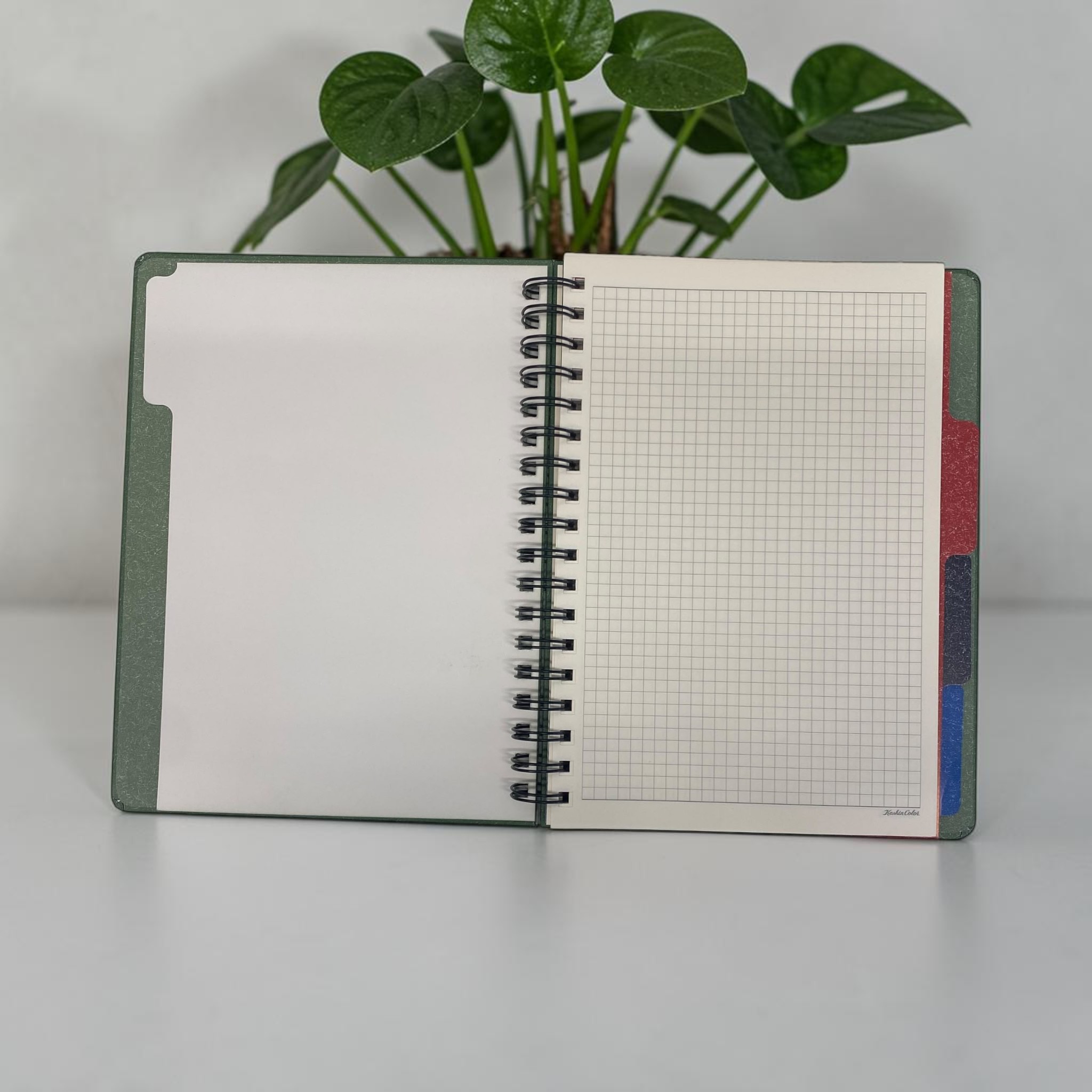 Keskin 17X24 Sert Kapak Ayraçlı Spiralli Premier Ofc4 Defter - Gri görsel