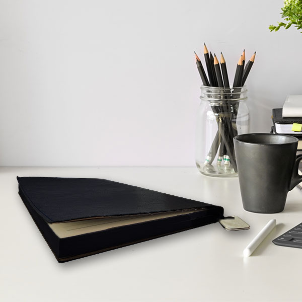 Kişiye Özel Siyah Suni Deri Not Defteri L 13*21