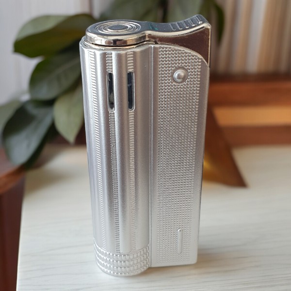 Gümüş Desenli Metal Manyetolu Çakmak