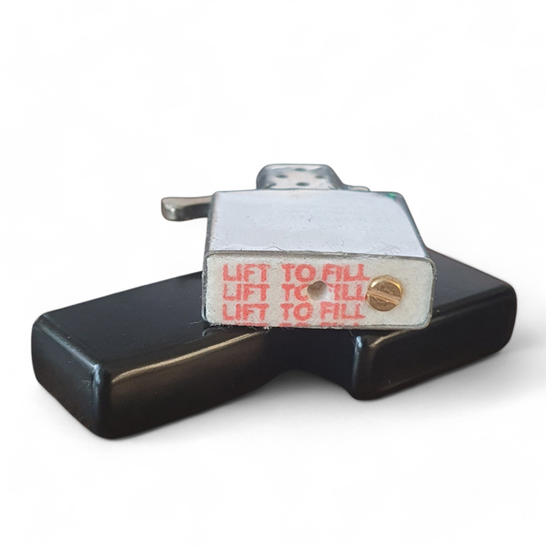 Kişiye Özel Benzinli Siyah Metal Çakmak - Benzinli - Görsel 4