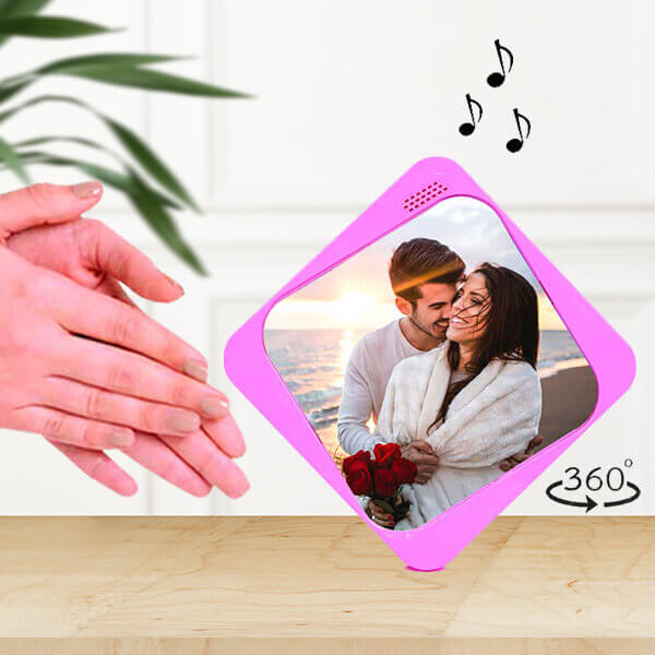 Hareketli Müzikli Kare Pembe Fotoğraf Çerçevesi