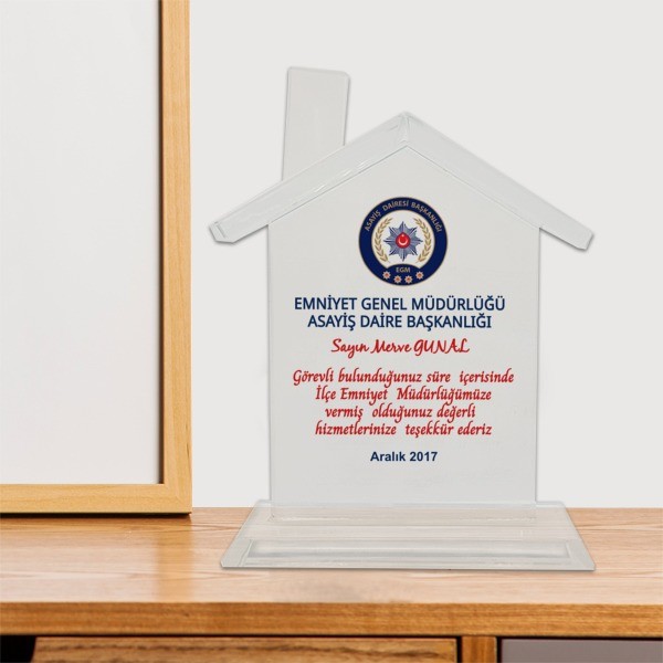 Ev Şekilli Ekonomik Kristal Plaket