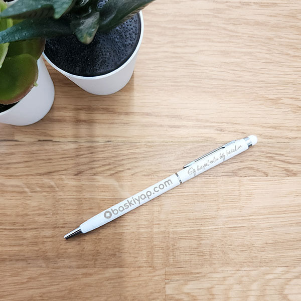 Dokunmatik Özellikli Beyaz Metal Kalem