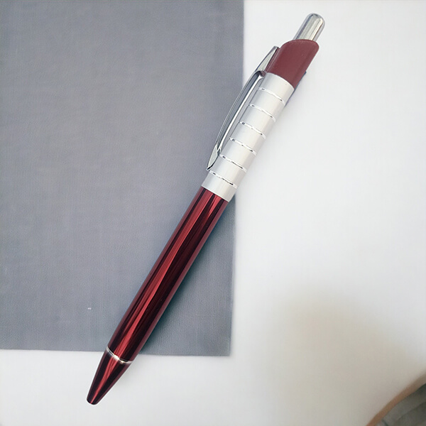 Kişiye Özel Gümüş Çizgili Metal Lazer Kazıma Tükenmez Kalem görsel