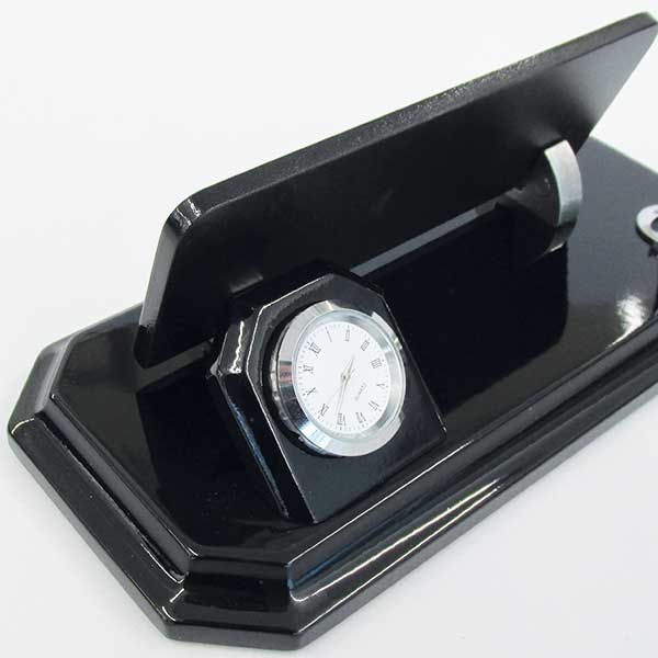 Tek Kalemli Saatli Ahşap Masa İsimliği | Siyah