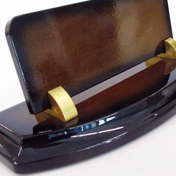 Ceviz Renk Ahşap Masa İsimliği