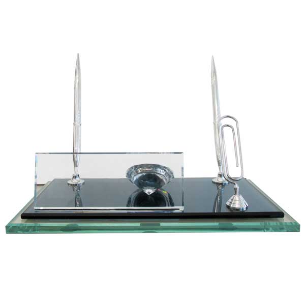 Mavi Yeşil Kristal Masa İsimliği