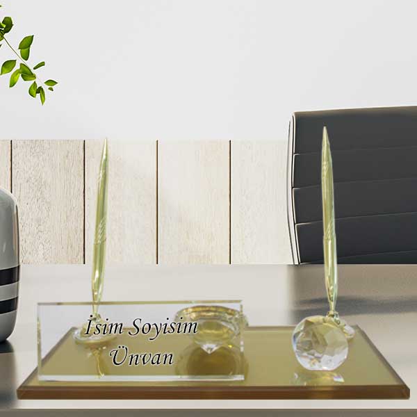 Altın Kristal Masa İsimliği