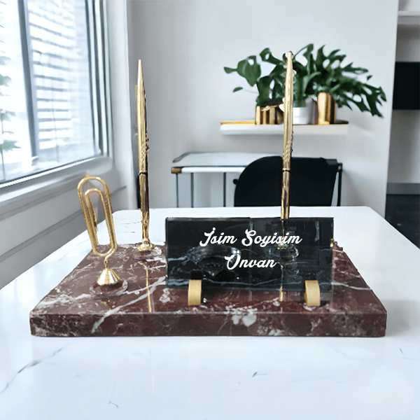 Mermer Masa İsimliği