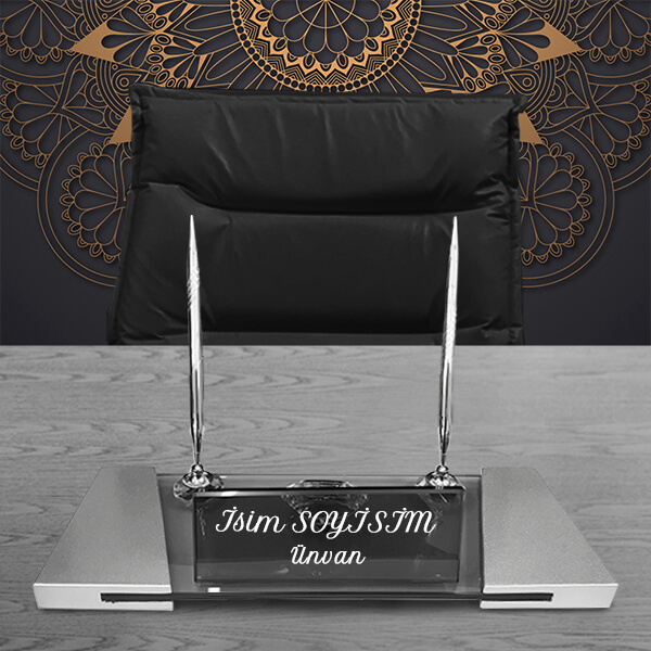 Kristal Gümüş Ahşap Masa İsimliği