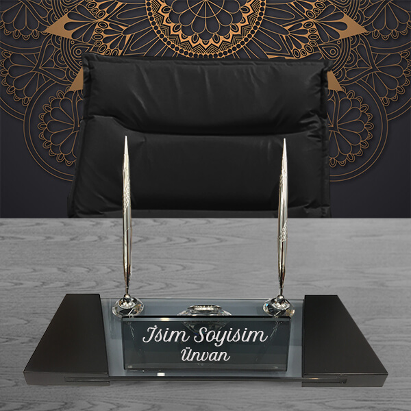 Kristal Siyah Ahşap Masa İsimliği