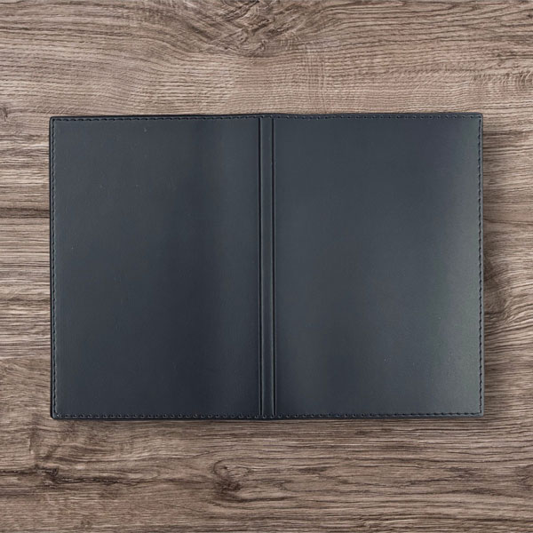 Kişiye Özel Termo Deri Siyah Pasaport Kılıfı görsel