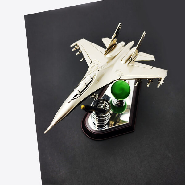 Kişiye Özel Ahşap Altlıklı Metal Uçak Maketi