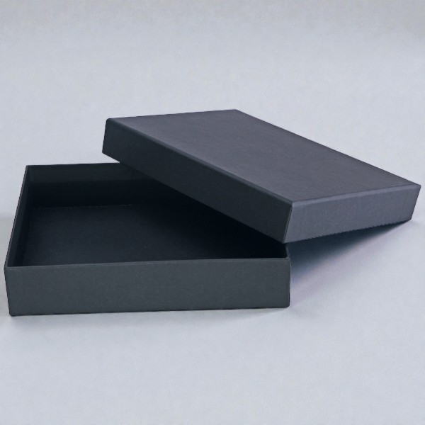 Kişiye Özel Baskılı Siyah Hediyelik Kutusu (17X13X3 Cm) görsel