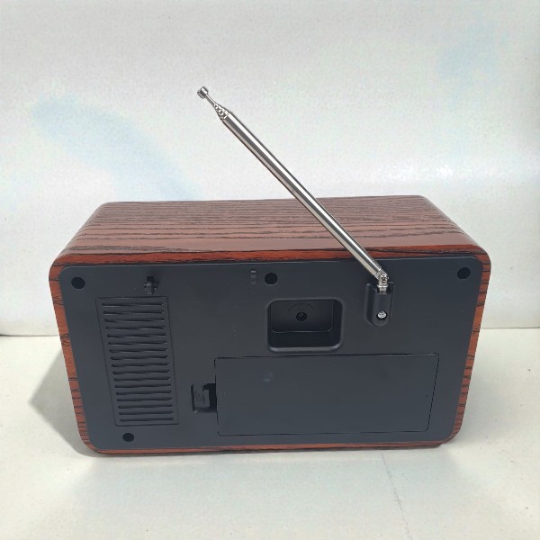 Everton Rt-566 Saatli Bluetooth’lu Şarjlı Radyo görsel