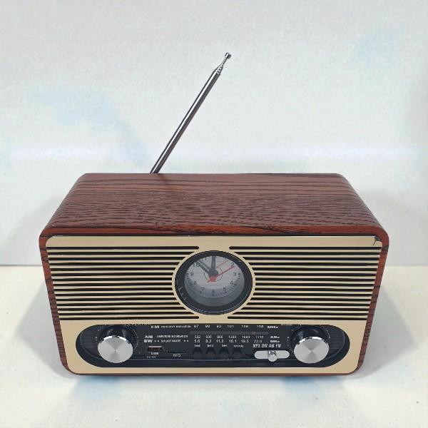 Everton Rt-566 Saatli Bluetooth’lu Şarjlı Radyo görsel