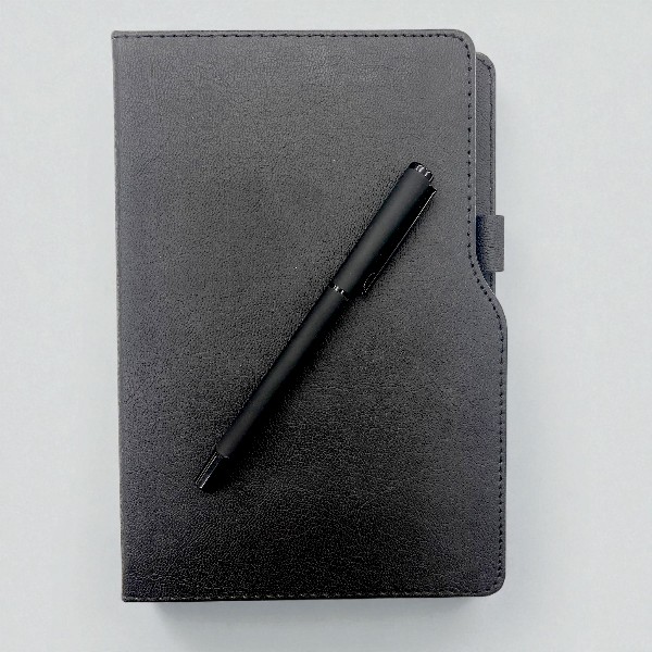 Kişiye Özel Tarihsiz Ajanda Kalem Set - Siyah