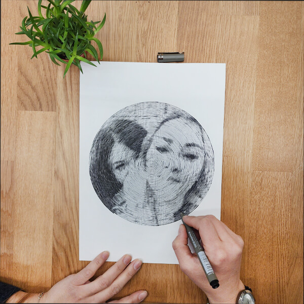 Kişiye Özel Kendin Boya Striped Portre