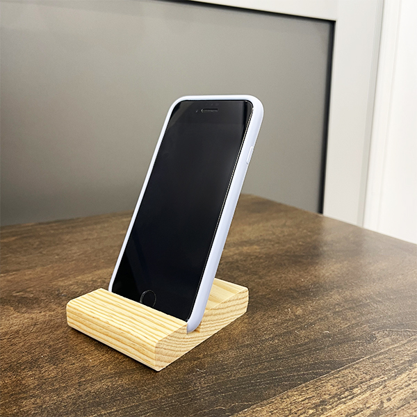 Ahşap Telefon Tutacağı görsel