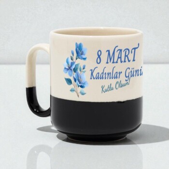Kadınlar Gününe Özel Modern Dip Mavi Kupa online tasarla