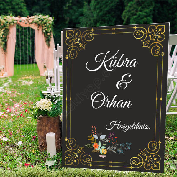 Altın Renkli Ayaklı Pano online tasarla