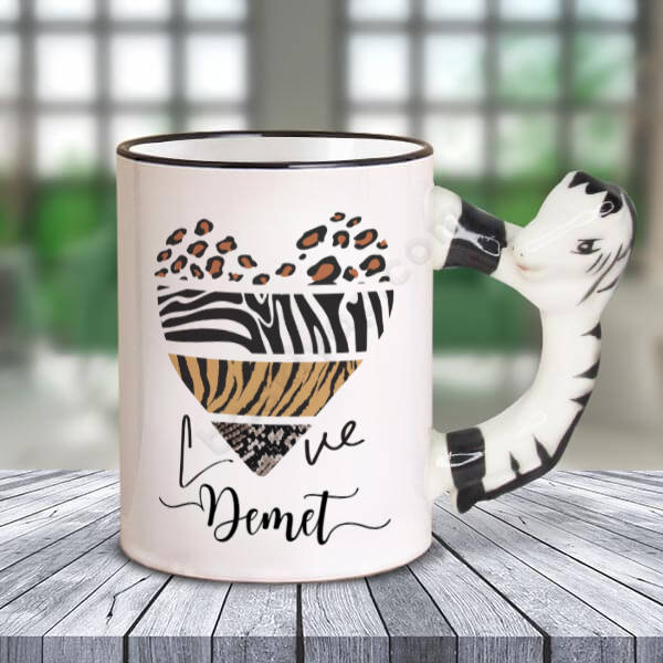 Desenli Kalp Tasarımlı At Kulplu Kupa online tasarla