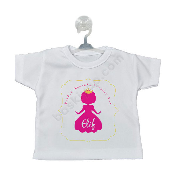 Dikkat Arabada Prenses Var online tasarla