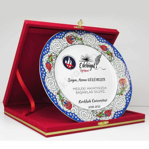 Edebiyat Öğretmenine Özel Başarı Plaketi online tasarla
