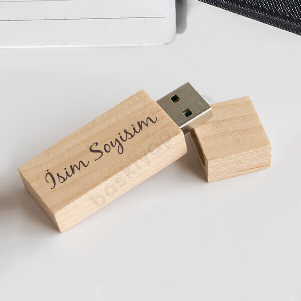 İsme Özel Ahşap Usb Bellek online tasarla