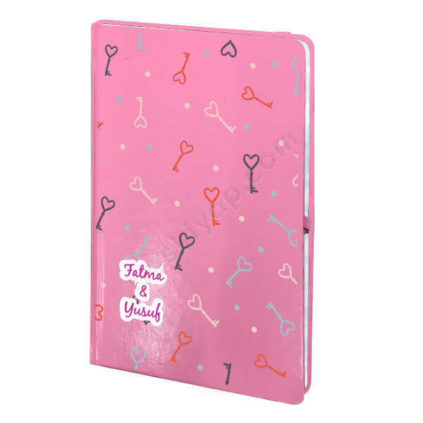 Kalp Anahtarı Tasarım Pembe Ajanda – Tarihsiz Pembe Ajanda / Defter tasarımı