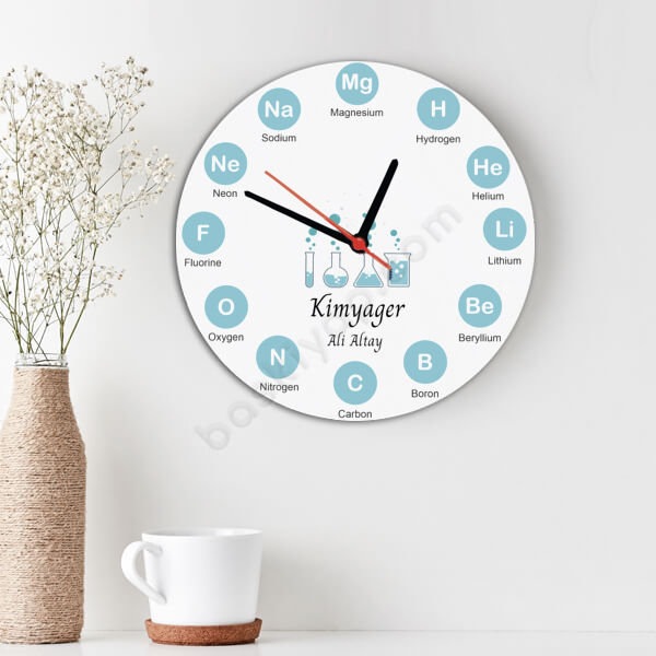 Kimyager Temalı Ahşap Daire Duvar Saati online tasarla