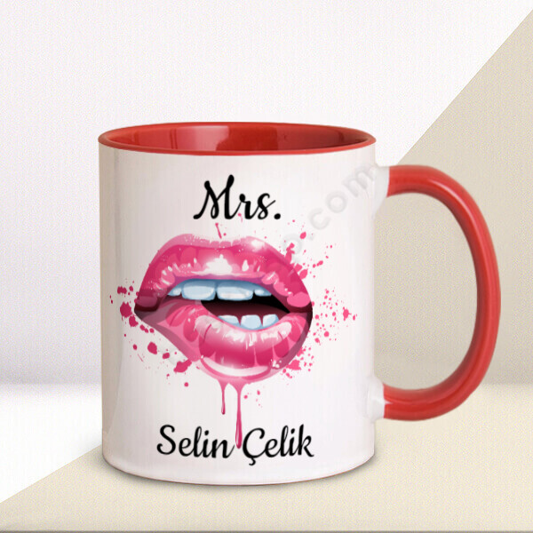Mrs İsim Baskılı Kırmızı Kupa – Kişiye Özel Baskılı Kupa - Kırmızı tasarımı