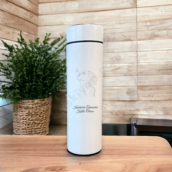 Kişiye Özel Dijital Göstergeli Süzgeçli Beyaz Termos 450Ml online tasarla