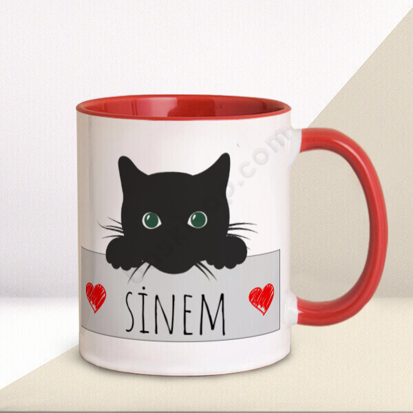Sevimli Kara Kedi Tasarımlı Kupa – Kişiye Özel Baskılı Kupa - Kırmızı tasarımı