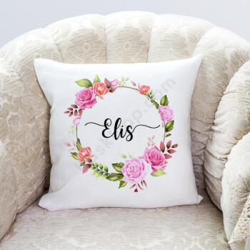 Çiçekli İsim Tasarımlı Yastık Kılıfı online tasarla