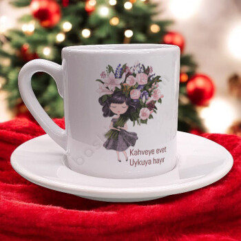 Çiçekli Kız Baskılı Fincan online tasarla