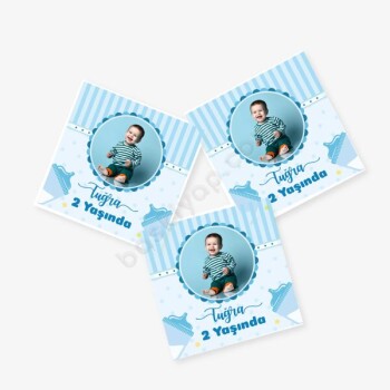 Erkek Bebekler İçin Doğum Gününe Özel Sticker online tasarla