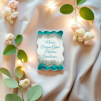 İpli Özel Kesim Bulut Doğum Günü Davetiyesi online tasarla