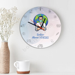Kahraman Doktor Temalı Ahşap Daire Duvar Saati online tasarla