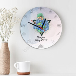 Kahraman Hemşire Temalı  Ahşap Daire Duvar Saati online tasarla