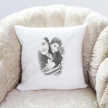 Karakalem Tasarımlı Yastık Kılıfı online tasarla