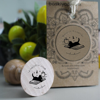 Kitaplık Kaşe Kedili online tasarla