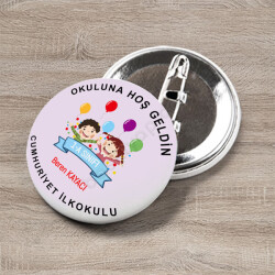 Okula Hoş Geldin Kız Öğrenci Rozeti online tasarla