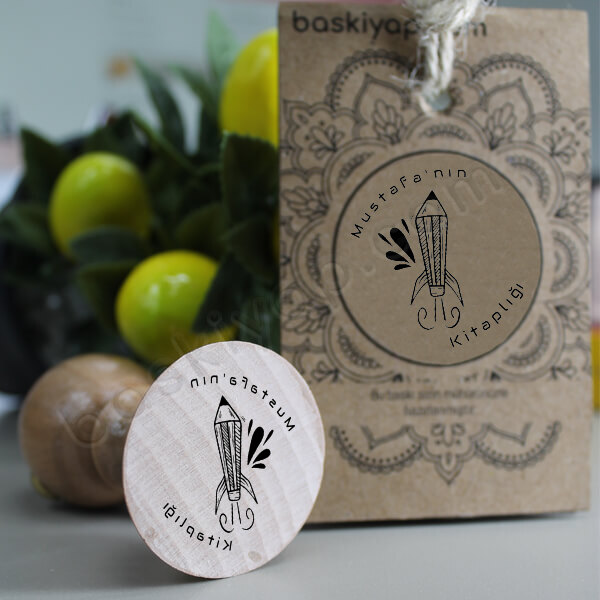 Uzay Mekiği Ahşap Saplı Kütüphane Kaşesi online tasarla