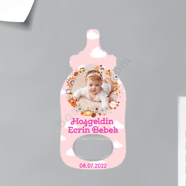 Yenidoğan Kız Bebek Tasarımlı Biberon Magnet Açacak online tasarla